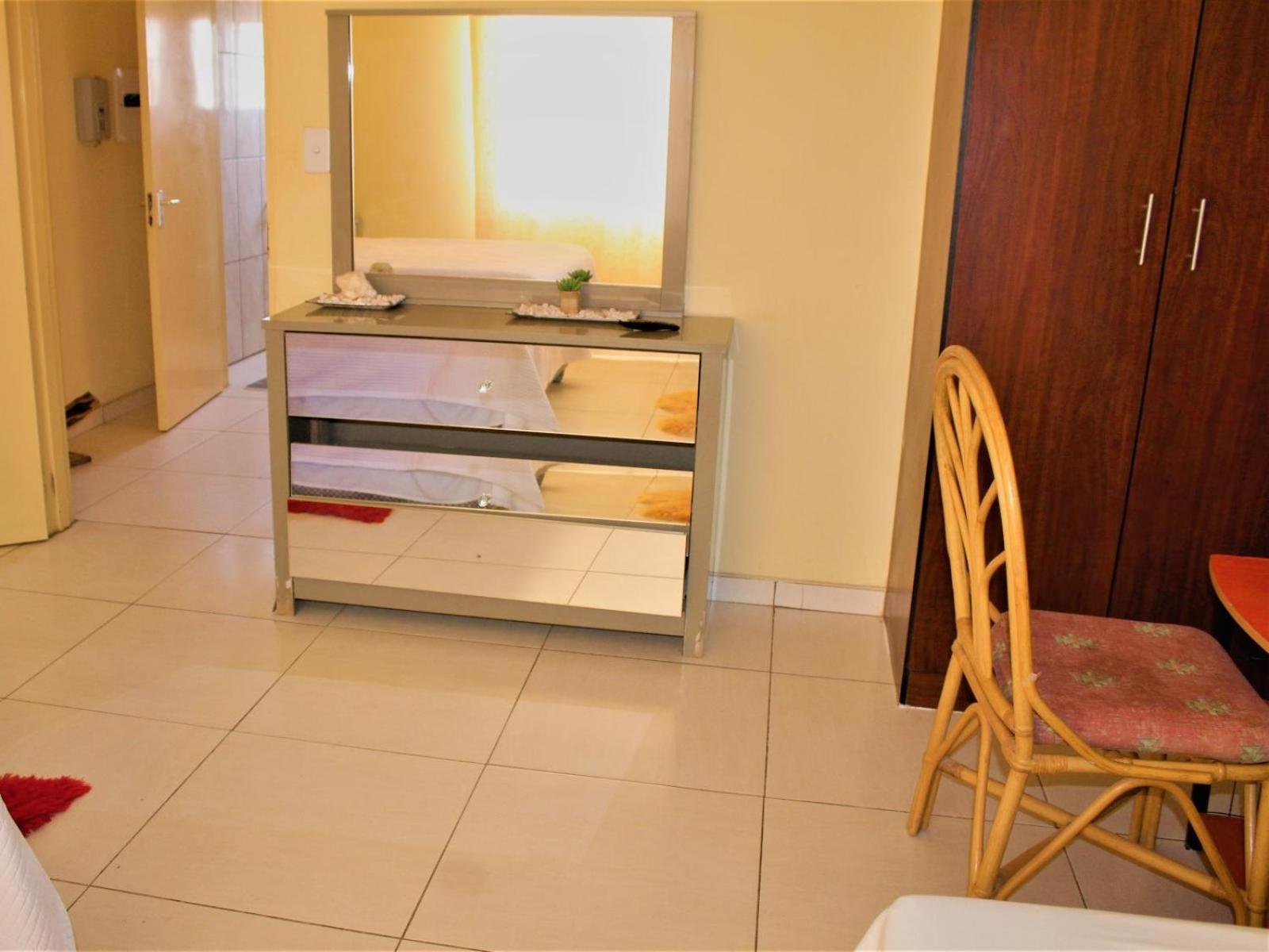 P Wake Guesthouse Opuwo Номер фото